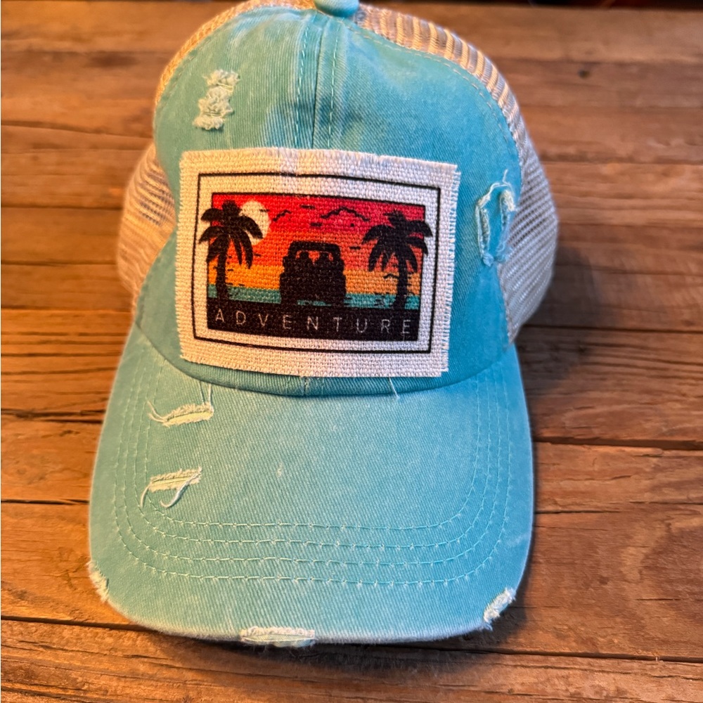 New turquoise Jeep sunset hat.